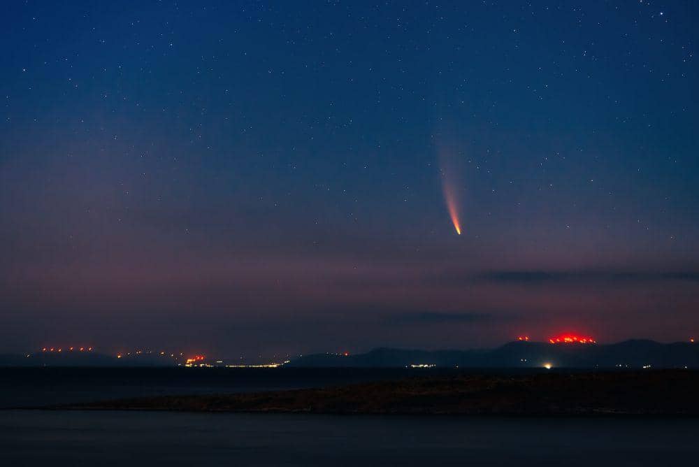 ilustrasi hujan meteor Quadrantid (unsplash.com/Tansos Mansour)