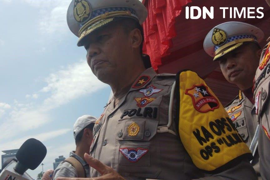 Brigjen Pol Aan Suhanan menjadi Kepala Korps Lalu Lintas (Kakorlantas) Polri usai Apel Gelar Pasukan Ops Lilin 2023 di Lapangan Silang Monas, Jakarta Pusat, Kamis (21/12/2023). (IDN Times/Lia Hutasoit)