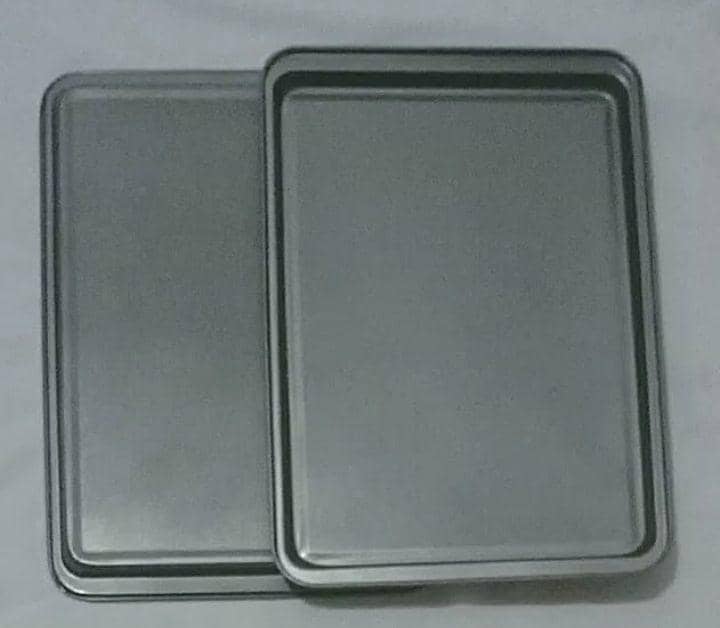 Loyang (Instagram.com/alatbuatkue)