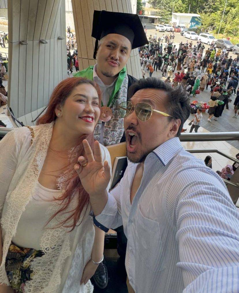 potret wisuda Jason Davis, anak David Bayu (Instagram.com/davidbayudj)