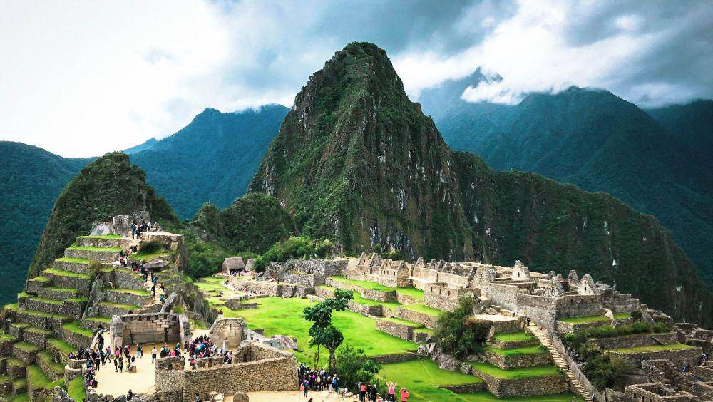 potret machu picchu di Peru (unsplash.com/Eddie Kiszka)