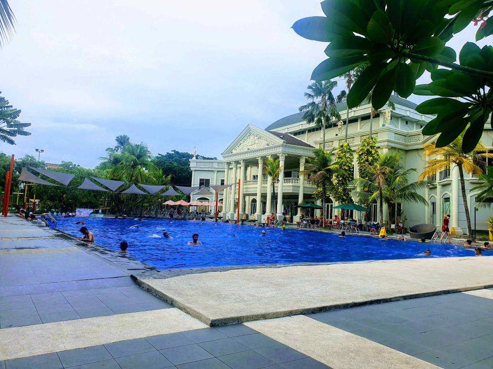 Colosseum Club House (google.com/maps/isnin harianti)