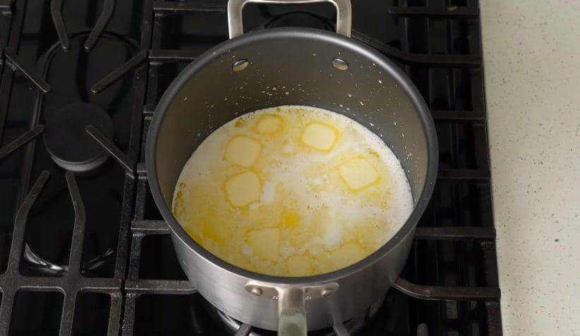 ilustrasi adonan cair membuat gougeres (YouTube.com/Brian Lagerstrom)