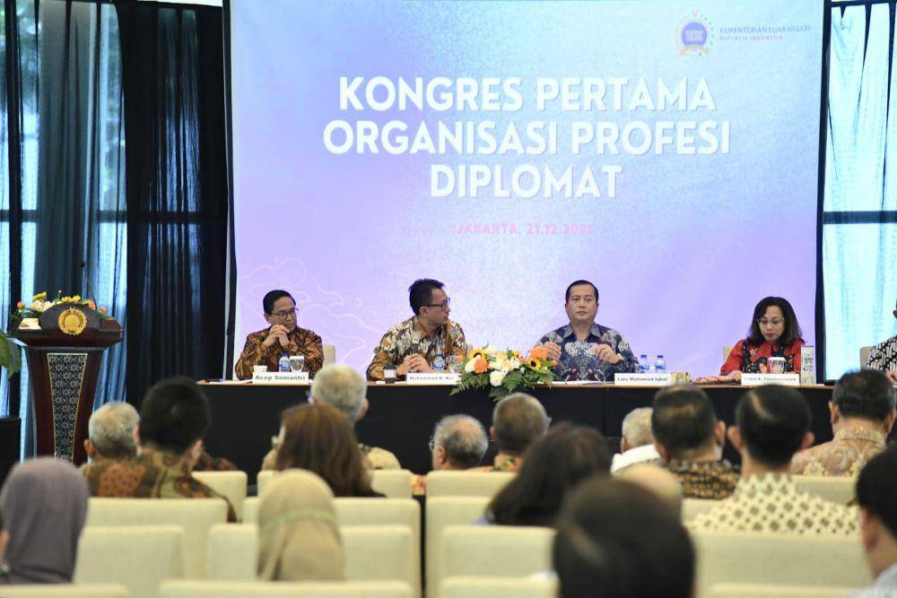 Kongres Asosiasi Diplomat Indonesia pertama. (dok. Kemlu RI)
