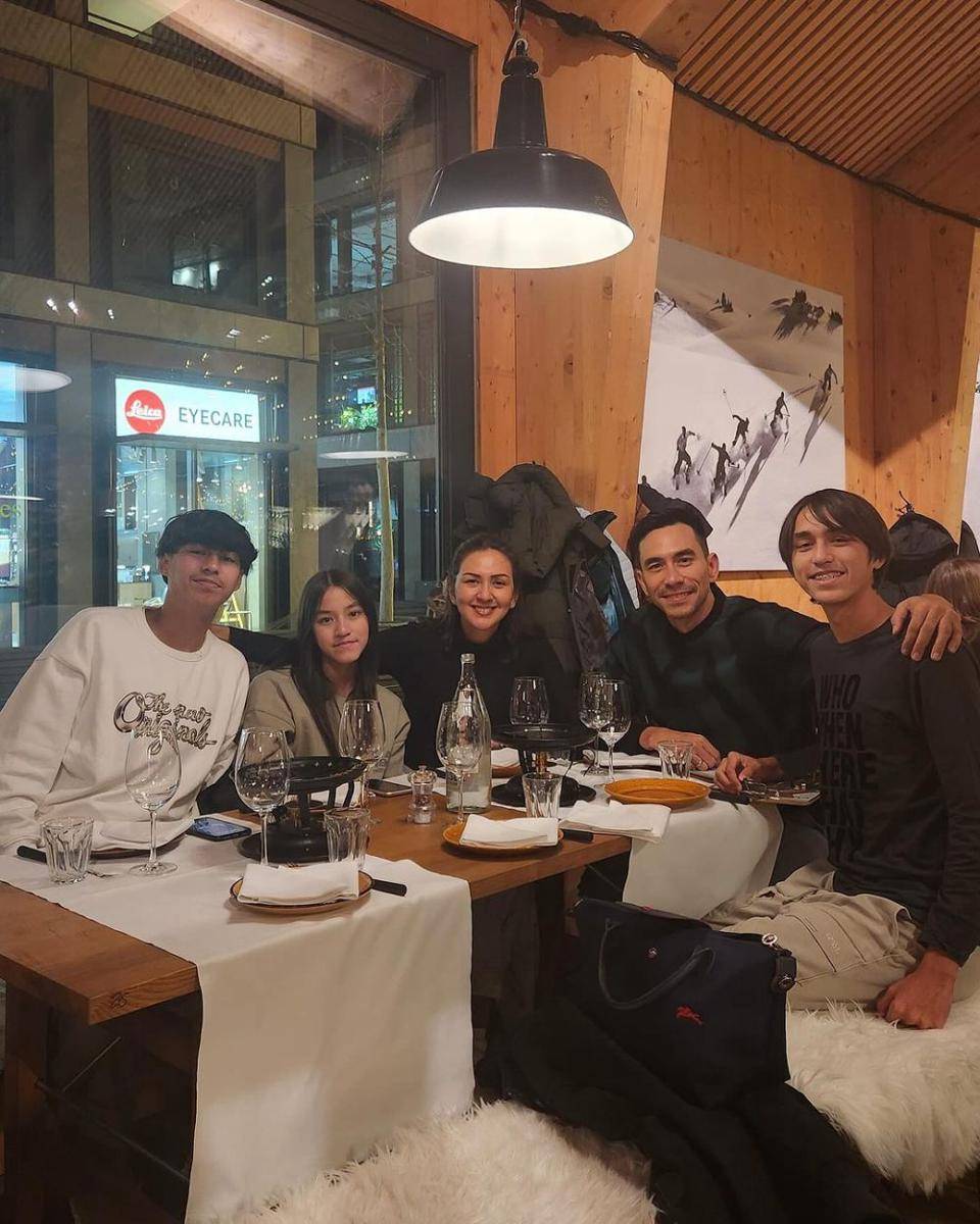 potret keluarga Donna Agnesia (instagram.com/dagnesia)