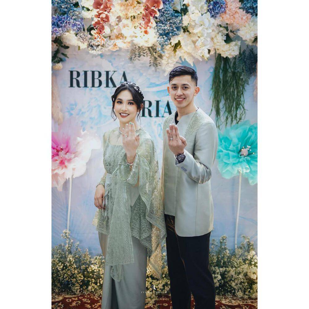lamaran Rian Ardianto dan Ribka (Instagram.com/ribkasugiarto)