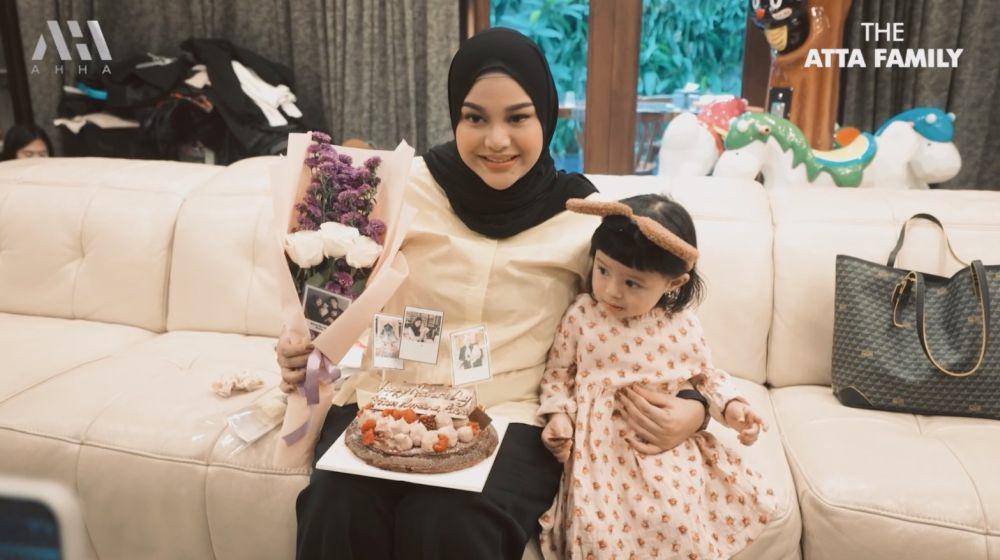 potret hari ibu Aurel (youtube.com/atta halilintar)