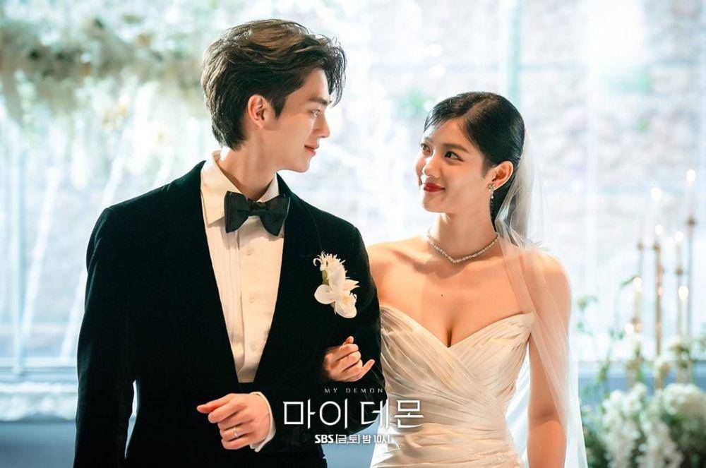 Song Kang dan Kim Yoo Jung di drama My Demon (instagram.com/sbsdrama.official)