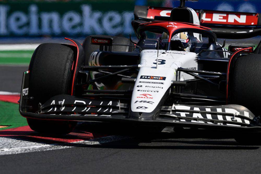 Daniel Ricciardo saat menjalani pekan balap di GP Meksiko 2023. (scuderia.alphatauri.com)