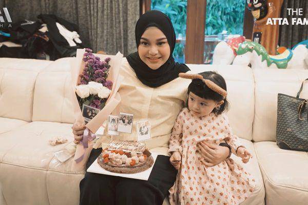 potret hari ibu Aurel (youtube.com/atta halilintar)