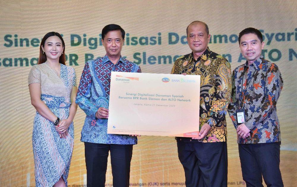 Pemkab Gandeng Danamon Syariah Luncurkan ATM Bank Sleman