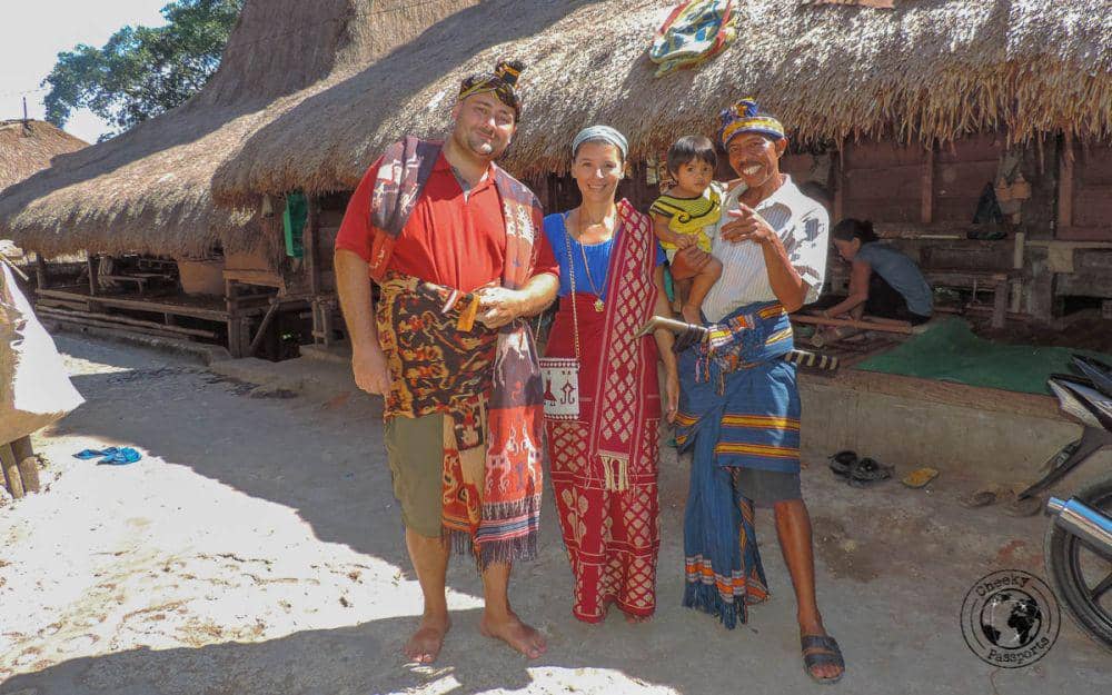 Masyarakt Sumba yang ramah (dok. Cheeky Passports)