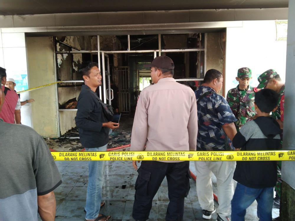 Seorang Kakek di Aceh Timur Bakar Kantor Dinkes dan Dinsos