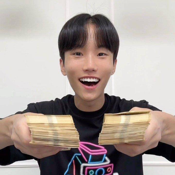 WonJeongMan atau Mama Guy (instagram.com/ox_zung)