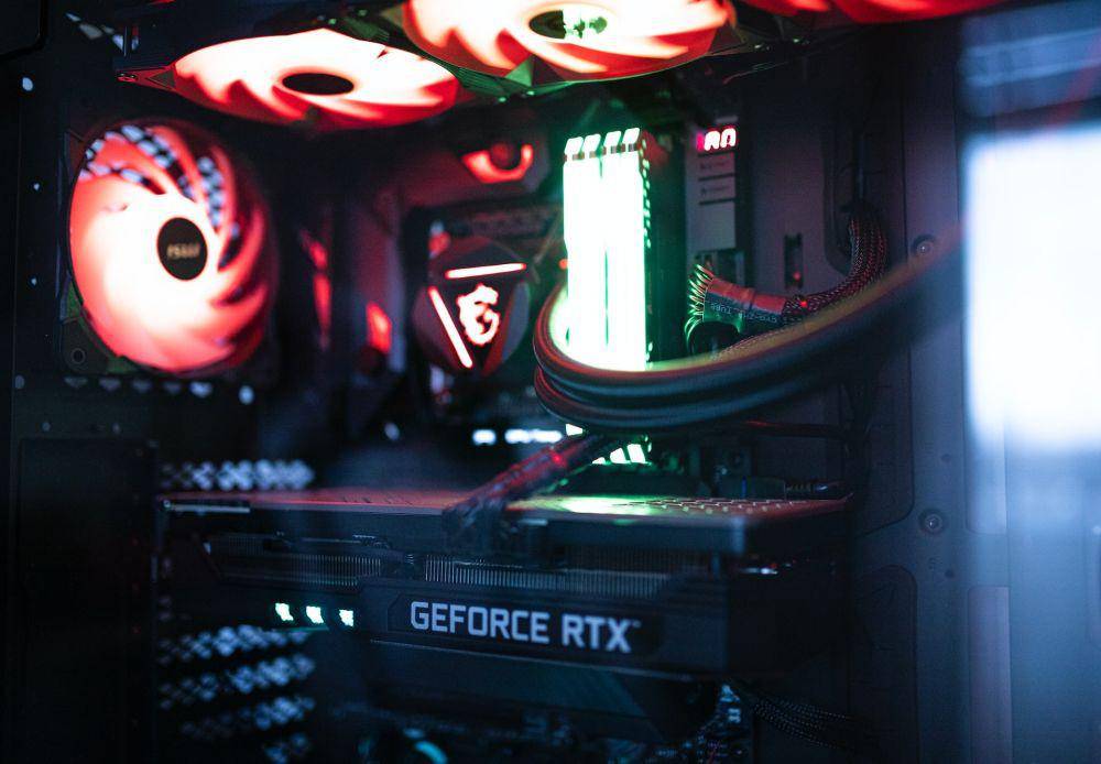 ilustrasi motherboard (Unsplash/Caspal Camilla Rubin)