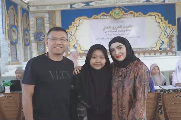Ashanty antar anak pesantren (youtube.com/the hermansyah a6)