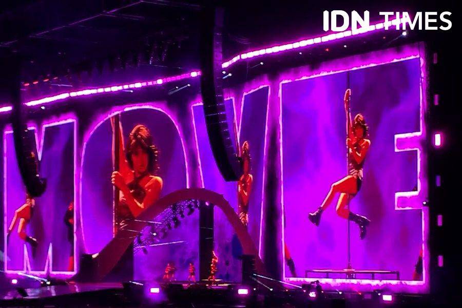 Penampilan solo Momo bawakan Move dari Beyonce di TWICE di 5th World Tour 'Ready To Be' in Jakarta (IDN Times/Indra Zakaria)