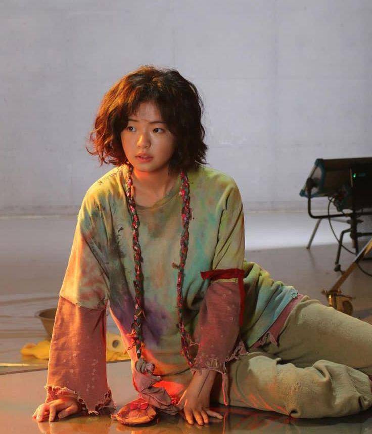 Kim Si A di Sweet Home 2 (instagram.com/kimsia_official)