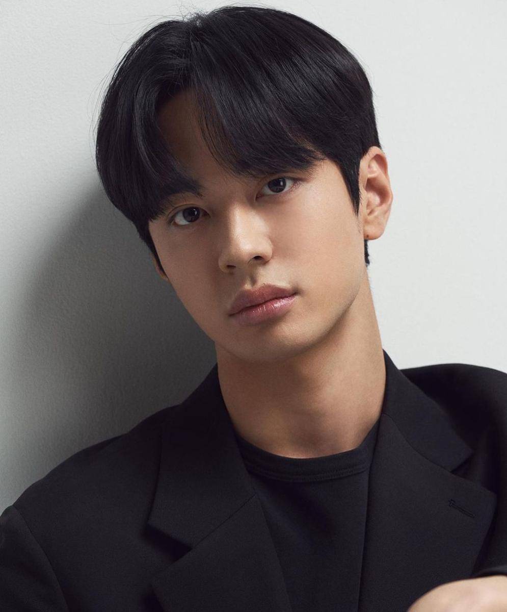 Seo Byeok Jun (instagram.com/byeokjun)