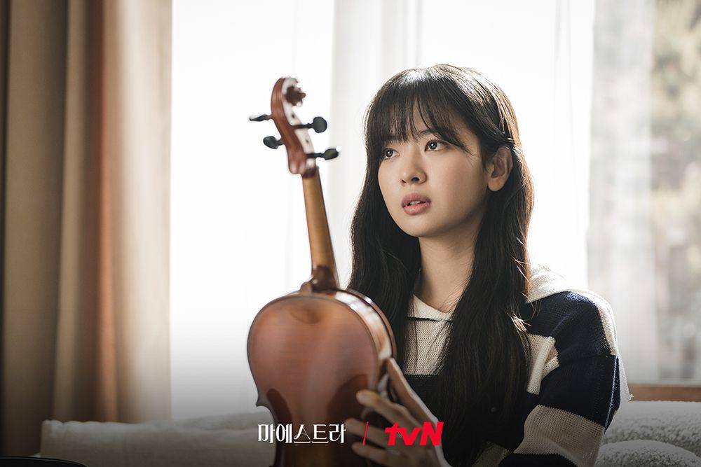 still cut drakor Maestra: Strings of Truth (instagram.com/tvn_drama)