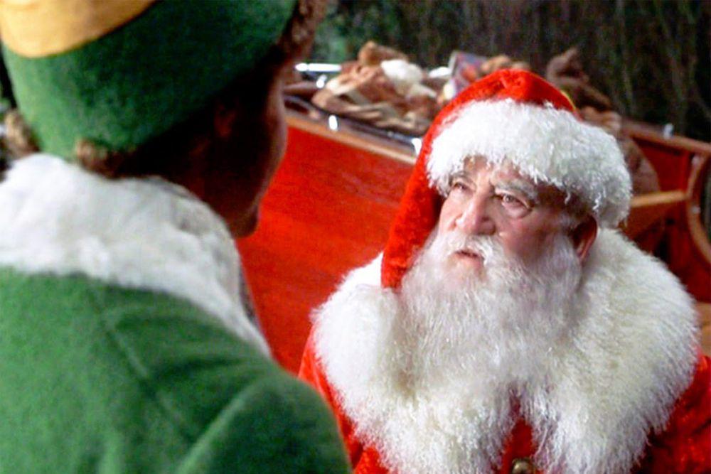 Ed Asner (kanan) dalam film Elf (dok. New Line Cinema/Elf)
