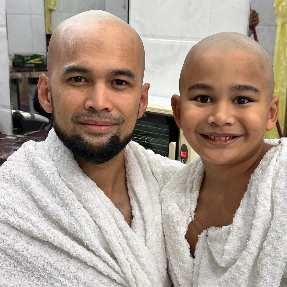 potret Adam jalani ibadah umrah (instagram.com/teukuwisnu)