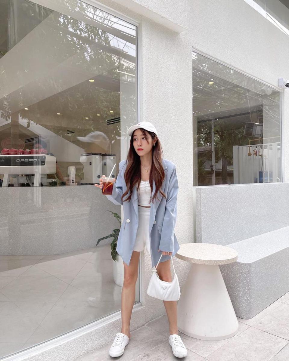 Padu Padan Topi (instagram.com/ciizezphr)