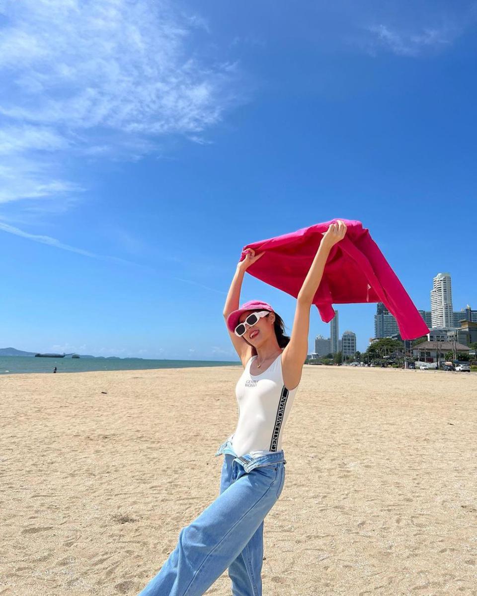 Padu Padan Topi (instagram.com/ciizezphr)