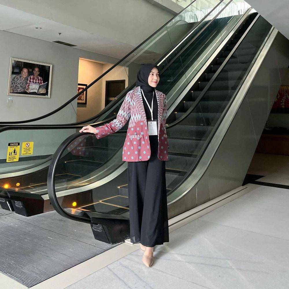 inspirasi OOTD ala Nurmaidah (instagram.com/nrmaidh_)