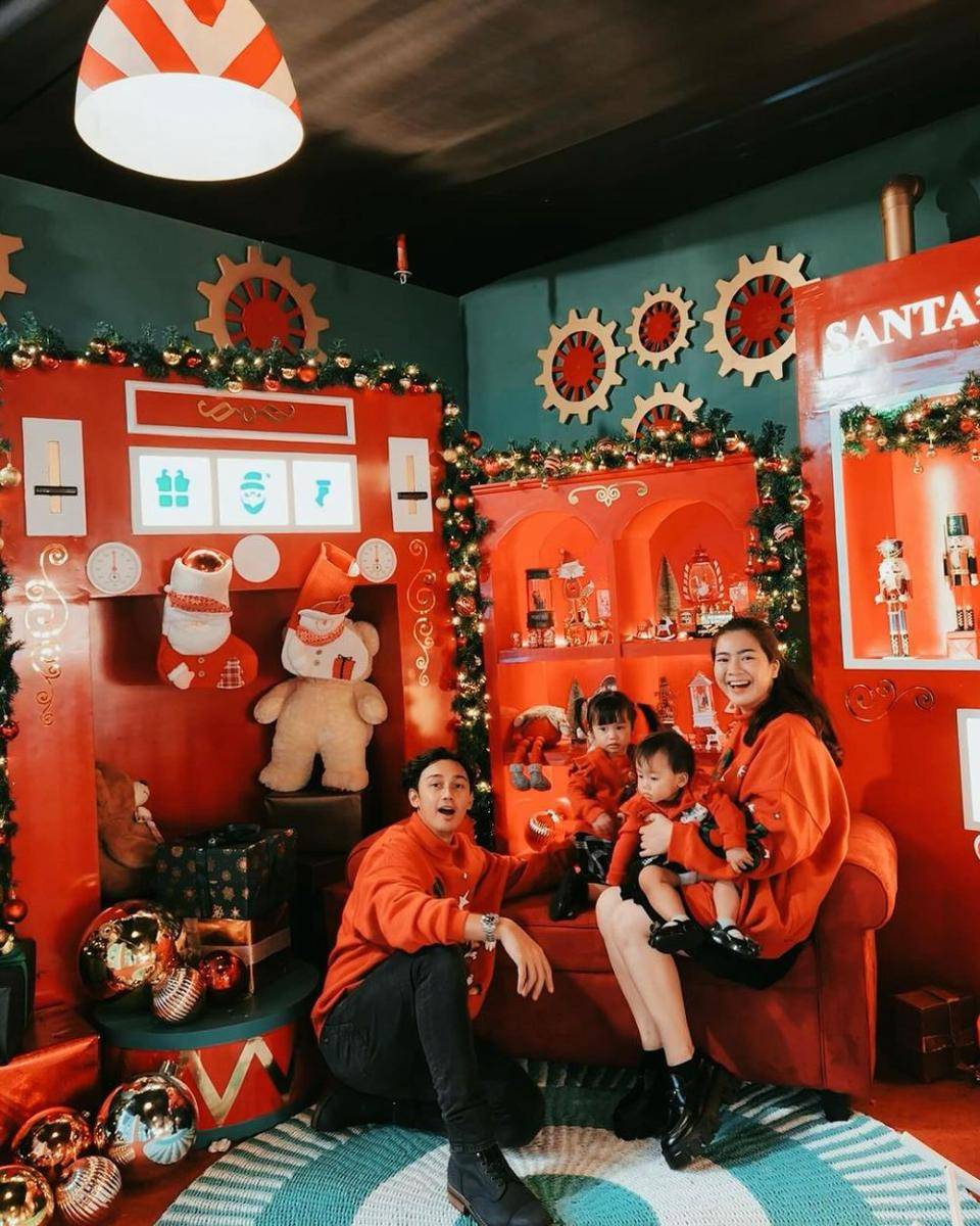 OOTD Natal artis. (instagram.com/felicyangelista_)