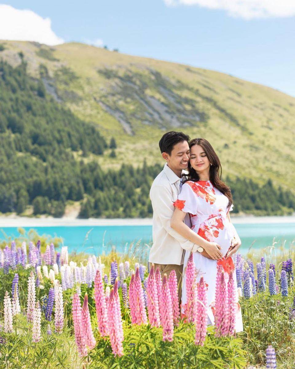 maternity shoot Belva Devara dan Sabrina Anggraini (instagram.com/sabrinaanggraini)