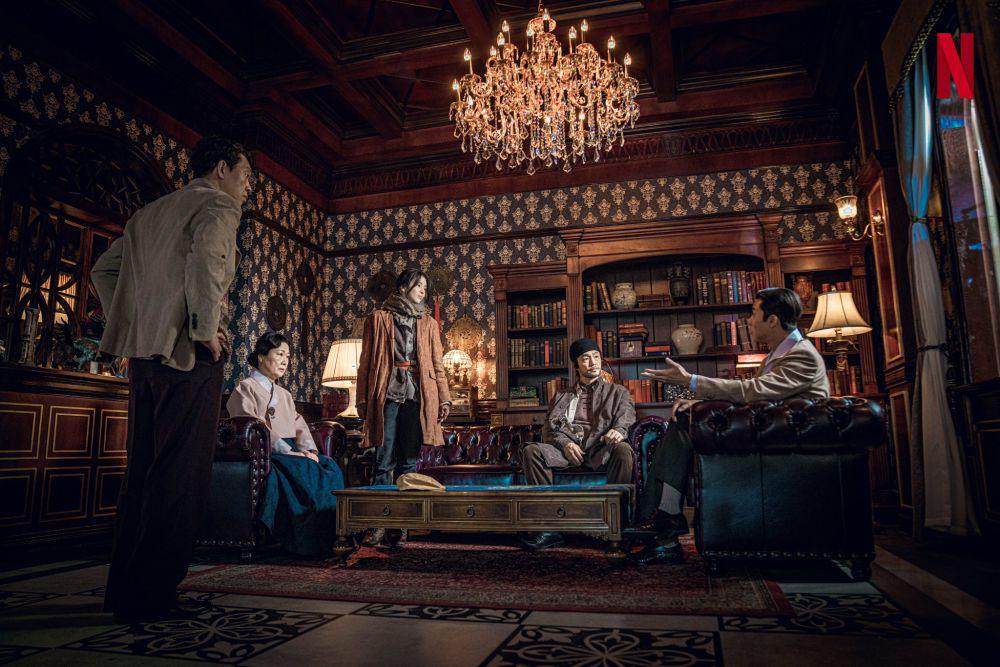 cuplikan drama Gyeongseong Creature (twitter.com/studiodragonKR)