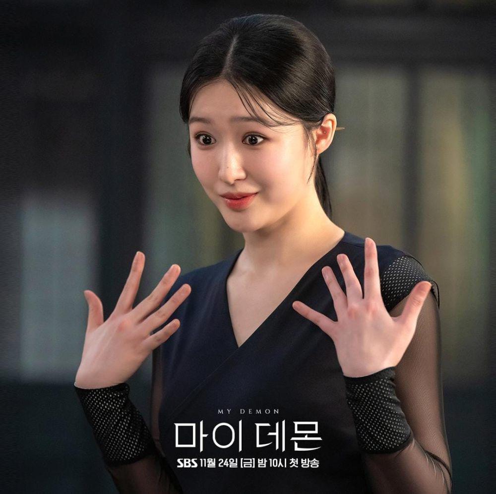 Cho Hye Joo di drama My Demon (instagram.com/sbsdrama.official)