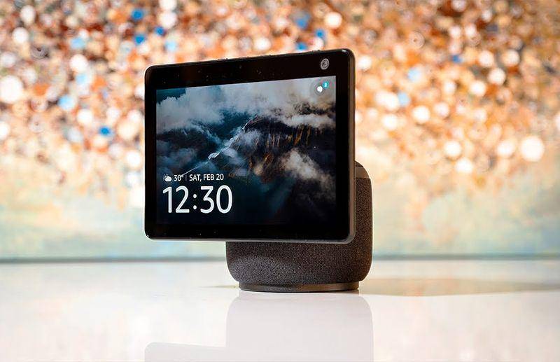 Amazon's 10-inch Echo Show (youtube.com/Cnet)