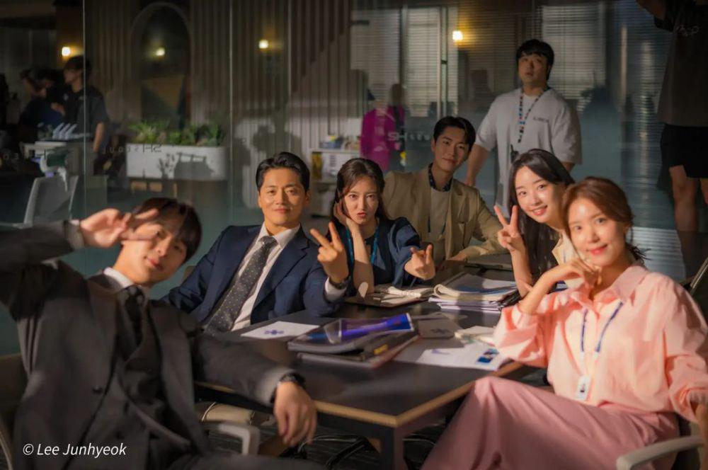 9 Momen Pemain The Story of Park's Marriage Contract di Balik Layar