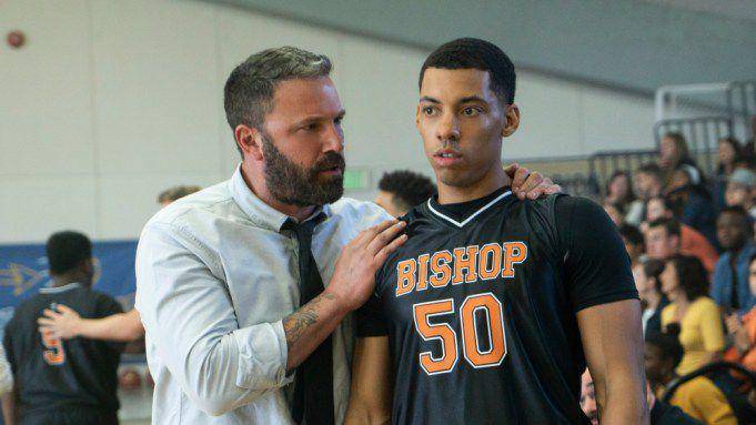 penampilan Ben Affleck sebagai mantan pelatih basket Jack Cunningham (dok. Warner Bros. Pictures/The Way Back)