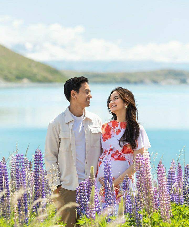 momen babymoon Sabrina Anggraini di Lake Tekapo (instagram.com/sabrinaanggraini)
