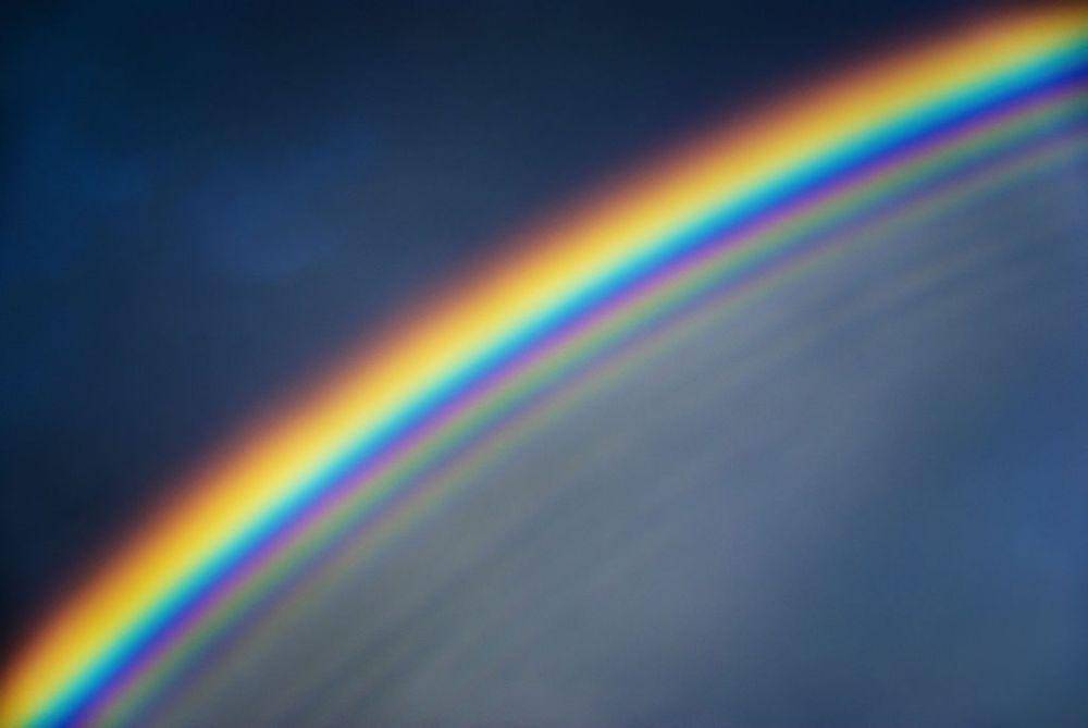 potret supernumerary rainbow (commons.wikimedia.org)