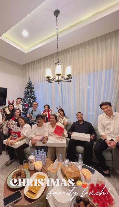 perayaan Natal Chelsea Islan (Instagram.com/chelseaislan)