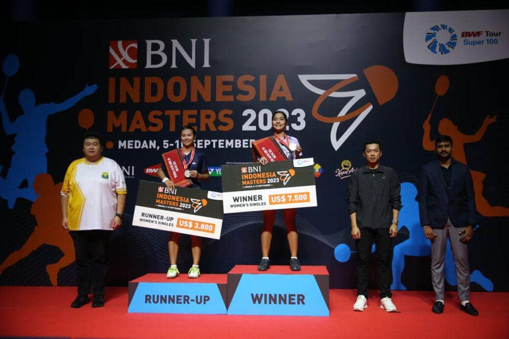 Ester Nurumi Tri Wardoyo saat menjuarai Indonesia Masters S100 2023 (pbsi.id)