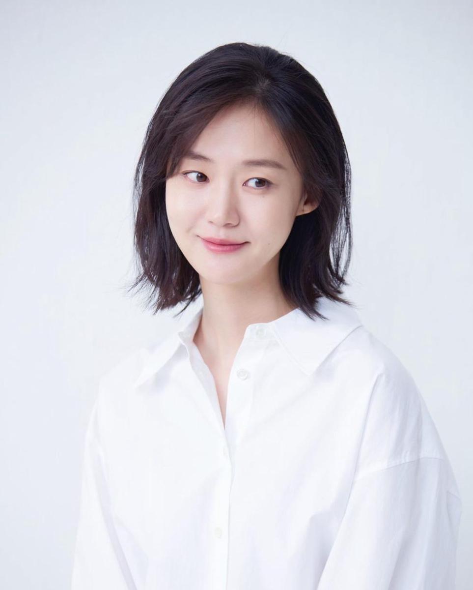potret Park Ye Young (instagram.com/ye0e)