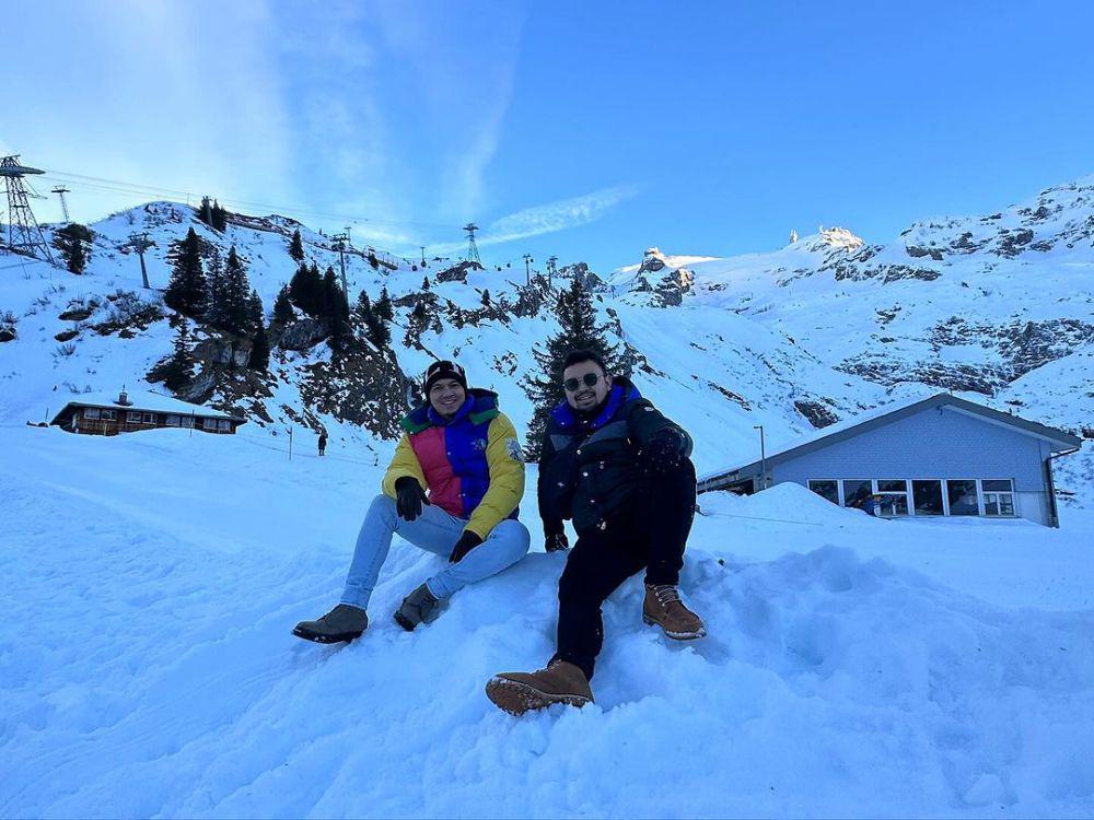 potret Keluarga Irwansyah di Gunung Titlis, Swiss (instagram.com/irwansyah_15)