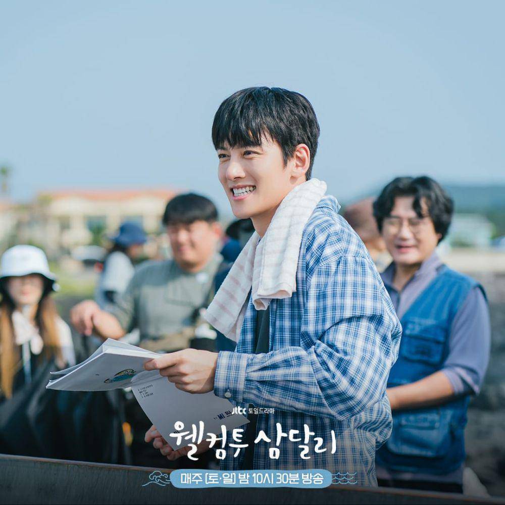 potret di balik layar drama Welcome to Samdal-ri (instagram.com/jtbcdrama)