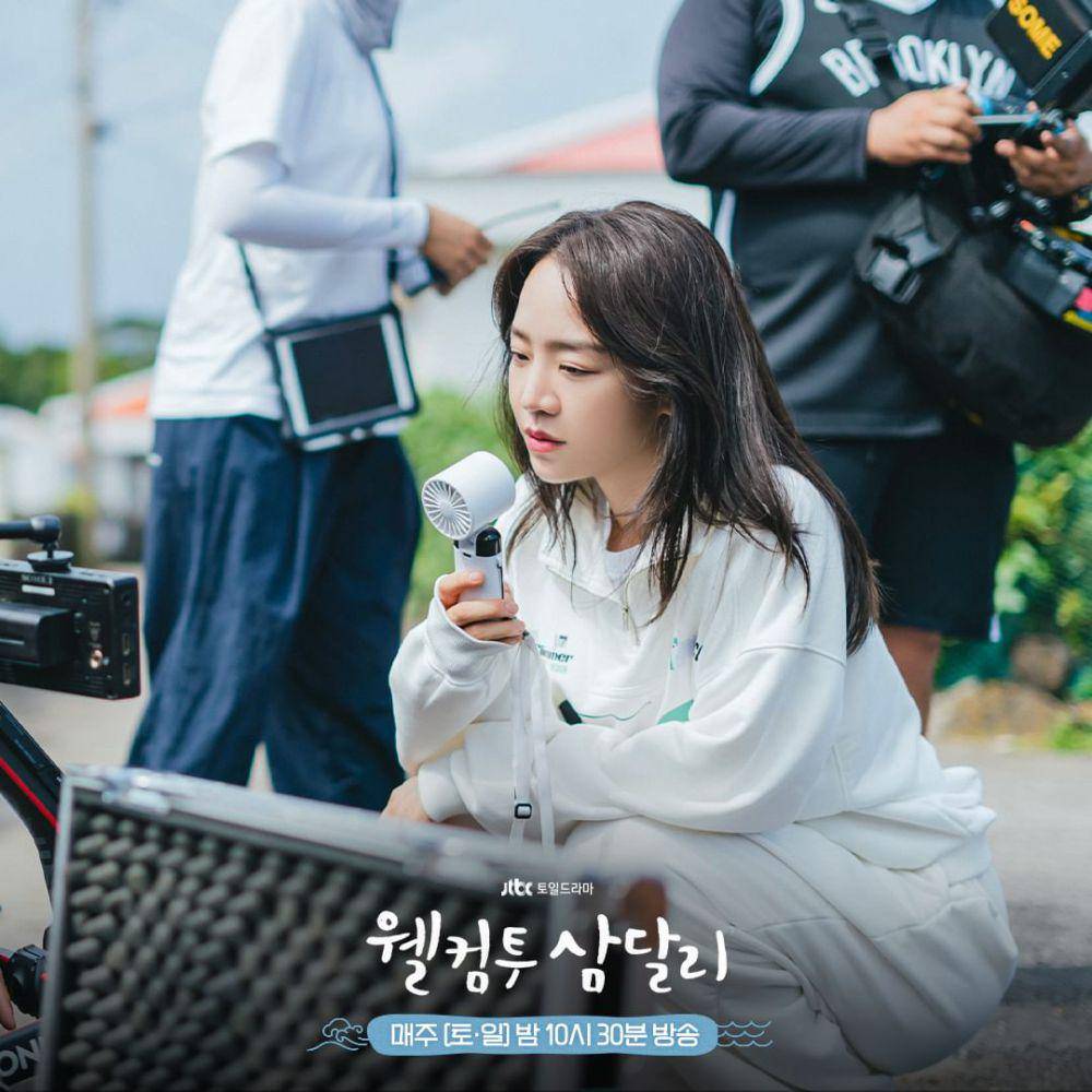 potret di balik layar drama Welcome to Samdal-ri (instagram.com/jtbcdrama)