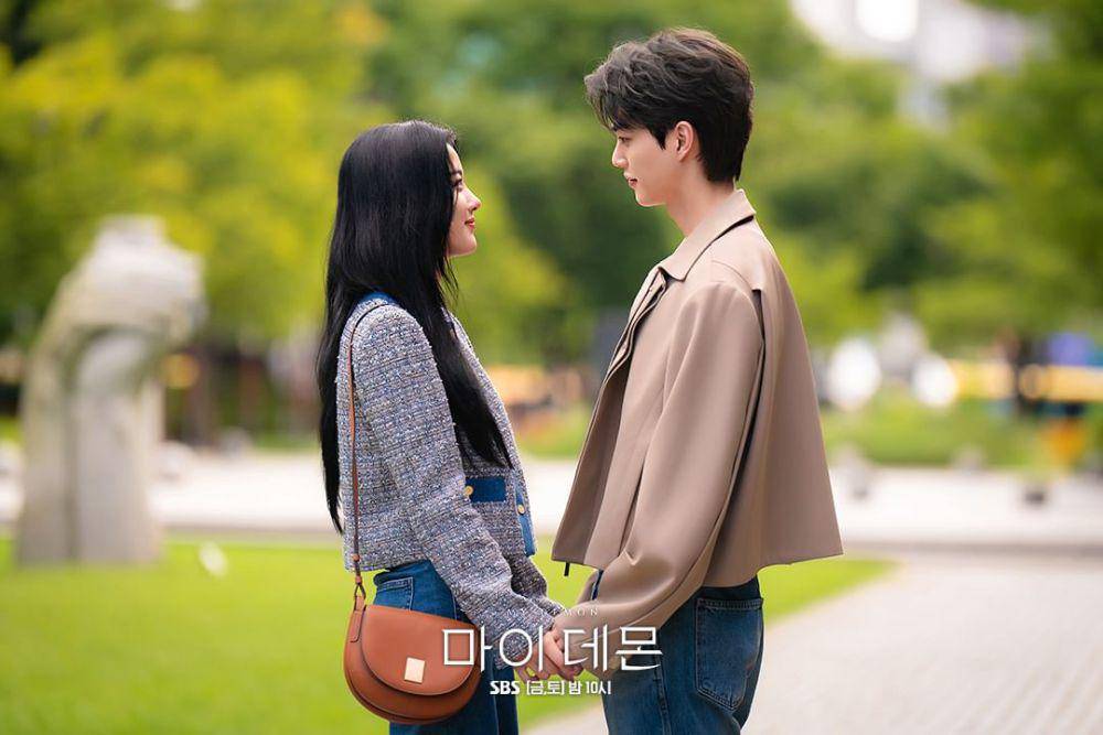 Song Kang dan Kim Yoo Jung di KDrama My Demon (instagram.com/sbsdrama.official)