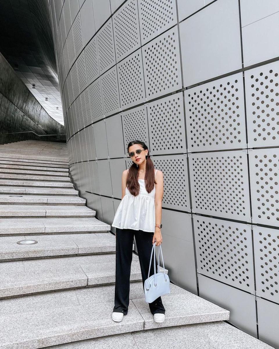 OOTD warna hitam ala Audi Marissa (instagram.com/audimarissa)