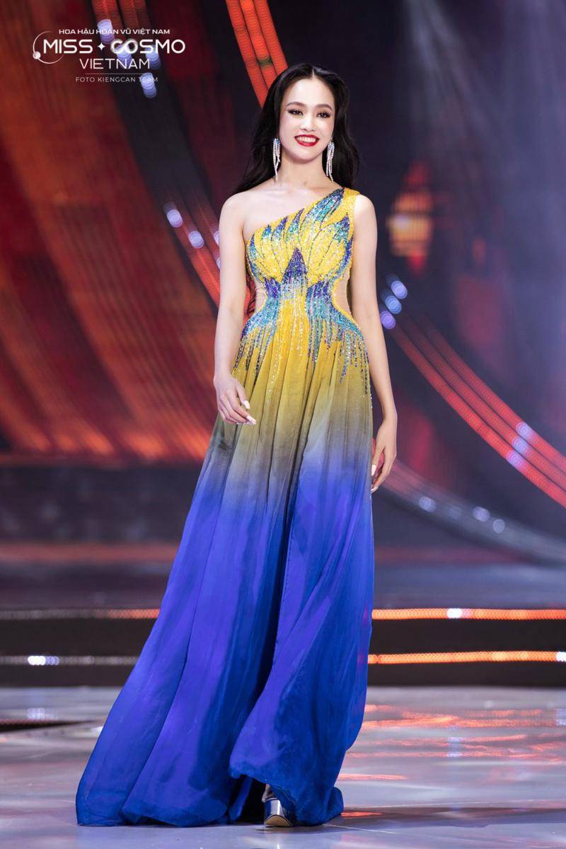 Finalis Miss Cosmo Vietnam 2023, Đặng Thị Yến (facebook.com/Miss Cosmo Vietnam)