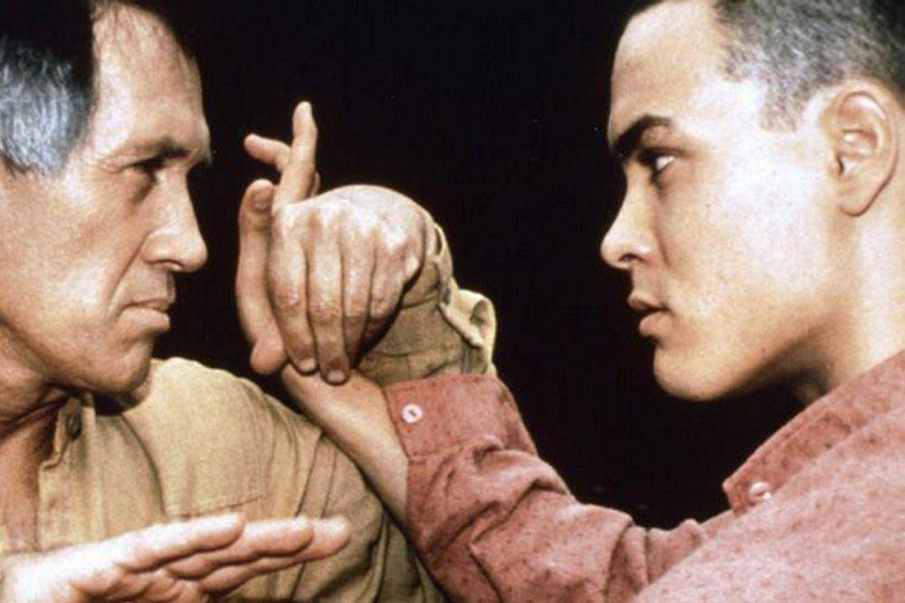 cuplikan adegan Brandon Lee dalam Kung Fu: The Movie (dok. Warner Bros. Television/Kung Fu: The Movie)
