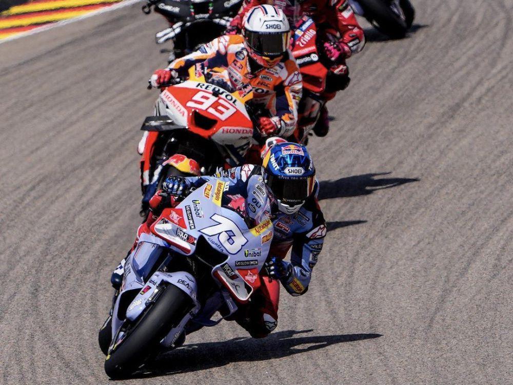 Marc Marquez mengikuti Alex Marquez (instagram.com/alexmarquez73)