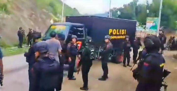 Tangkapan layar saat polisi dari Polres Bima turun ke TKP antara Desa Renda dan Cenggu (Dok/Istimewa)